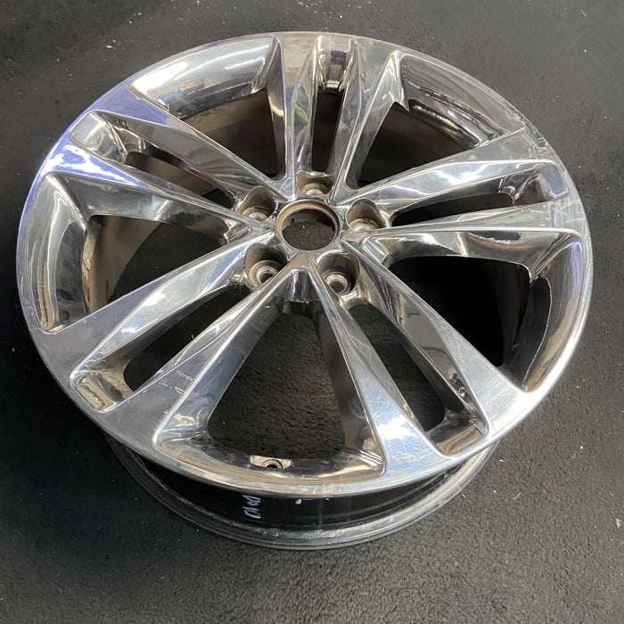 19" SORENTO 14-15 19x7.5 , chrome finish, V shape large opening, w/o Original - View 7