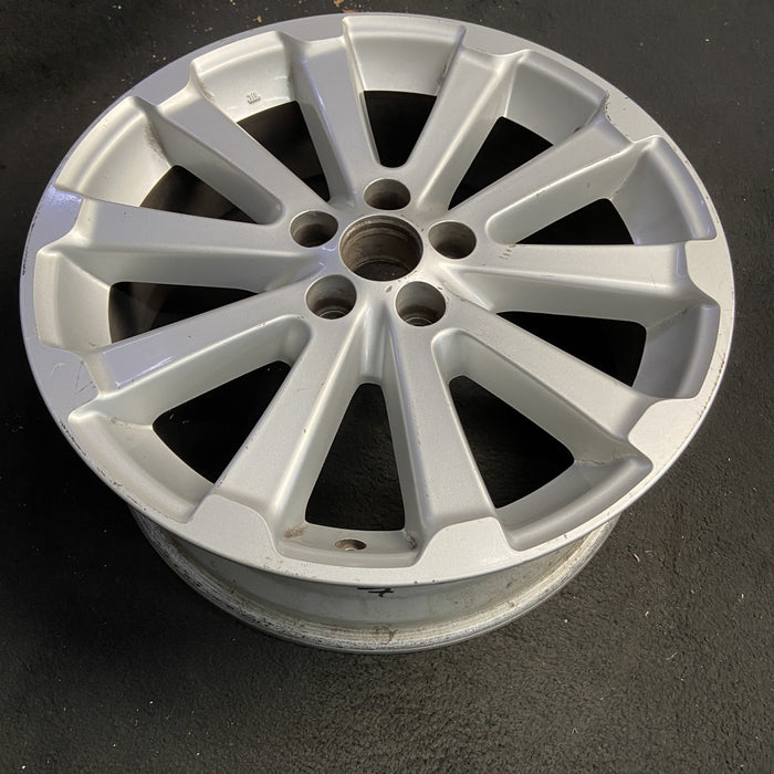 19" VENZA 09-12 19x7.5 Original OEM Wheel Rim - View 7