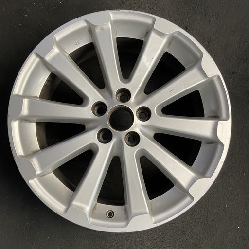 19" VENZA 09-12 19x7.5 Original OEM Wheel Rim - Additional View
