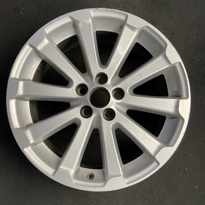 19" VENZA 09-12 19x7.5 Original OEM Wheel Rim - Additional View