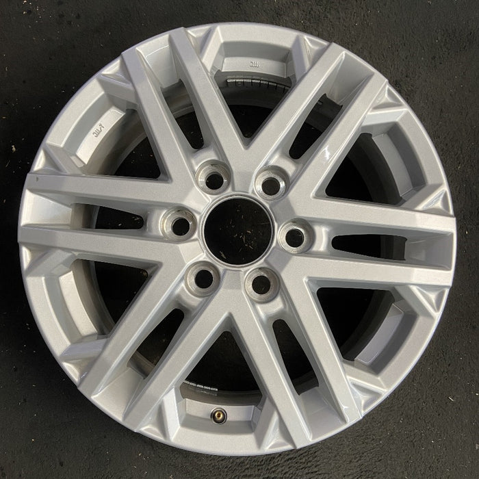 18" SEQUOIA 23-24 18x7.5, 6 double spoke, silver Original OEM Wheel Rim - Additional View