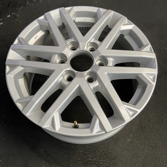 18" SEQUOIA 23-24 18x7.5, 6 double spoke, silver Original OEM Wheel Rim - View 7