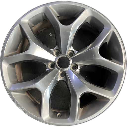 20" CHALLENGER 15-17 20x8 , 5 Y spoke, polished with silver pockets Original - Front View