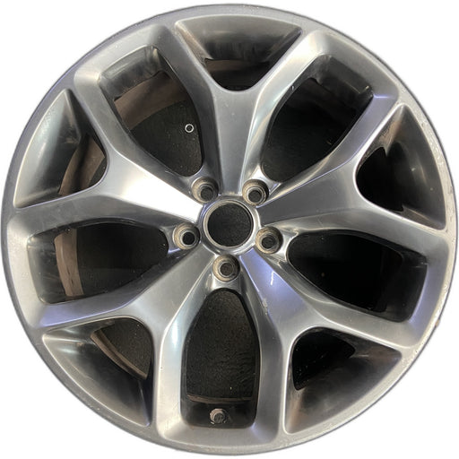 20" CHALLENGER 15-17 20x8 , 5 Y spoke, polished with silver pockets Original - Front View