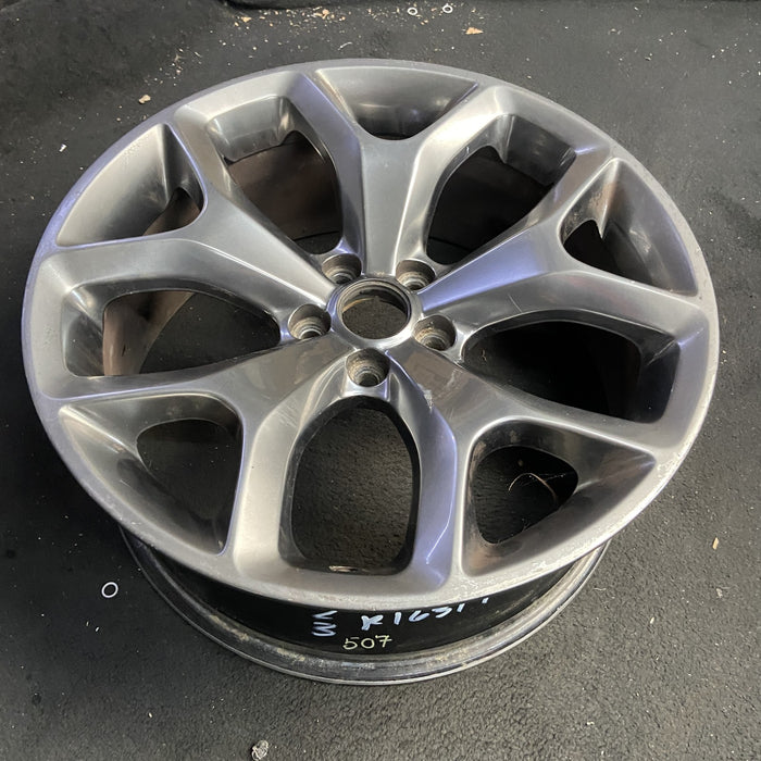 20" CHALLENGER 15-17 20x8 , 5 Y spoke, polished with silver pockets Original - View 7