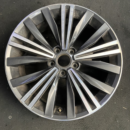 18" TIGUAN 18 18x7 , Original OEM Wheel Rim - Additional View