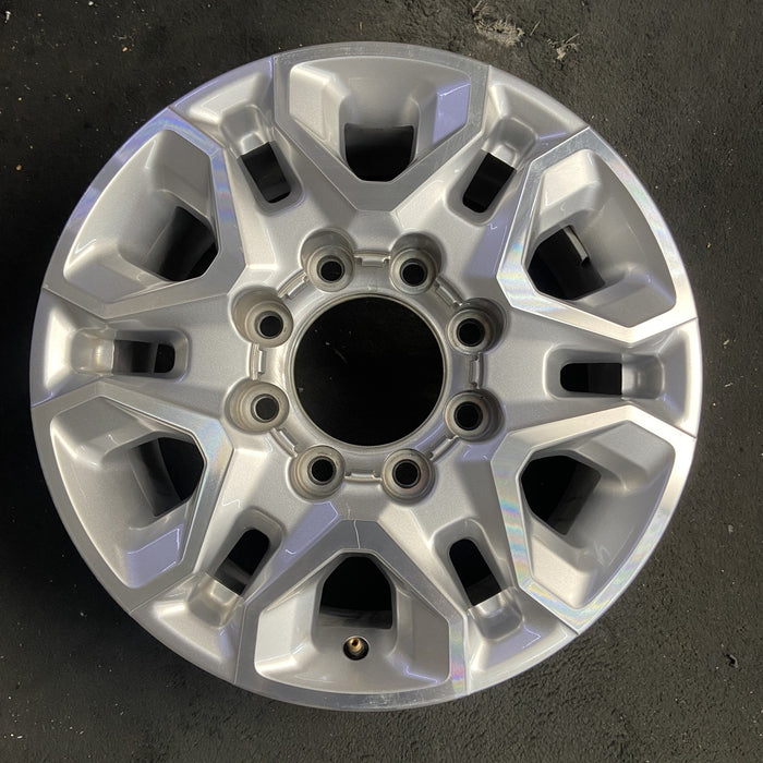 18" SILVERADO 2500 PICKUP 20 18x8, aluminum Original OEM Wheel Rim - Additional View