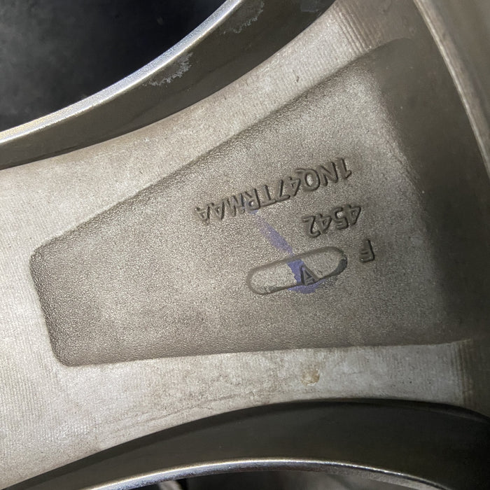 20" CHALLENGER 11-12 20x8, , chrome clad, lug nut centered between spokes - View 9