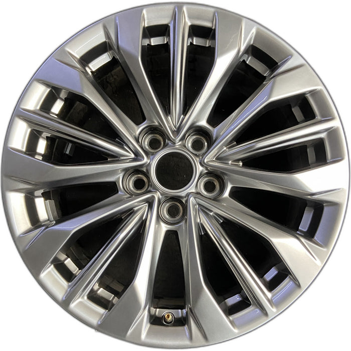 18" XT4 24 18x8, , triple spoke, silver Original OEM Wheel Rim - Front View