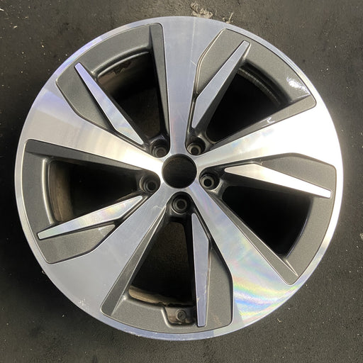 20" Q8 E-TRON 24 20x9, Original OEM Wheel Rim - Additional View
