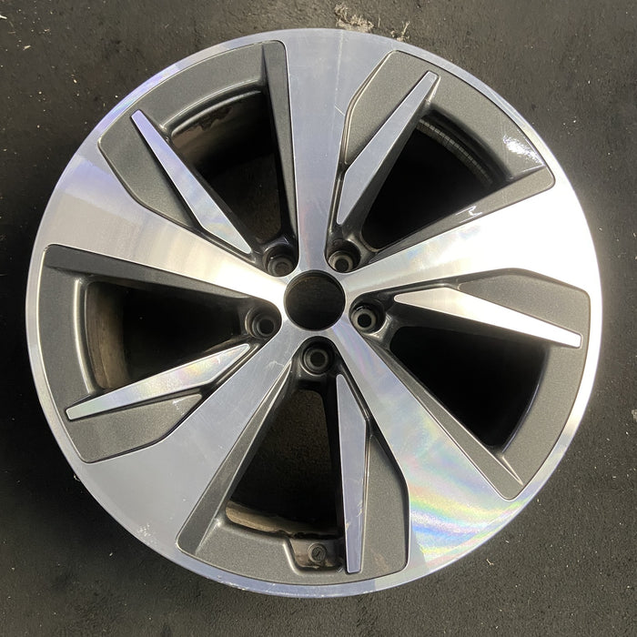 20" Q8 E-TRON 24 20x9, Original OEM Wheel Rim - Additional View