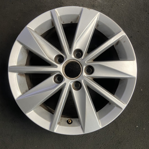 15" GOLF 15-18 15x6, alloy Original OEM Wheel Rim - Additional View