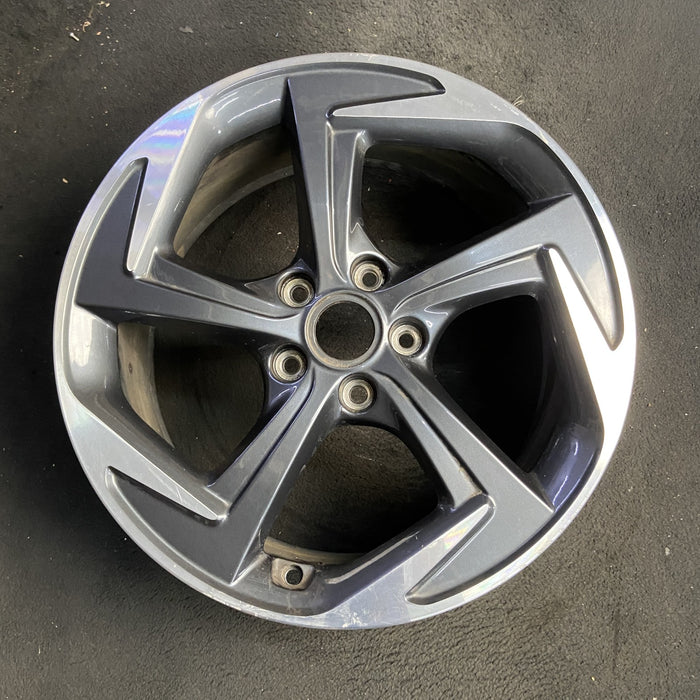 18" VELOSTER 19-20 18x7.5 , 5 spoke, angled spoke Original OEM Wheel Rim - Additional View