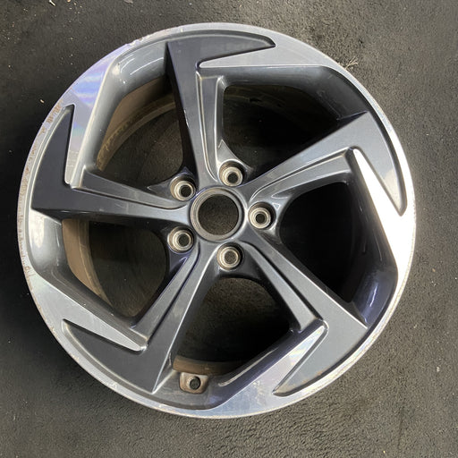 18" VELOSTER 19-20 18x7.5 , 5 spoke, angled spoke Original OEM Wheel Rim - Additional View