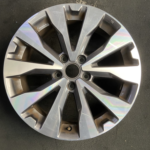 18" LEGACY 17 18x7 , gray inlay Original OEM Wheel Rim - Additional View