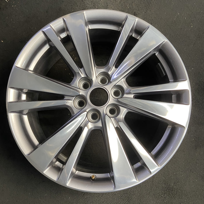 20" XT5 20-25 20x8, 6 split spoke Original OEM Wheel Rim - Additional View