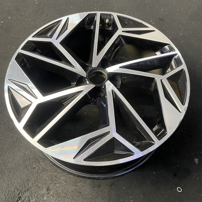 20" IONIQ 6 23-25 20x8.5 Original OEM Wheel Rim - View 8