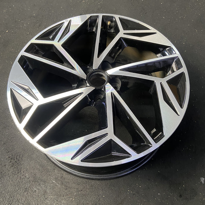 20" IONIQ 6 23-25 20x8.5 Original OEM Wheel Rim - View 8