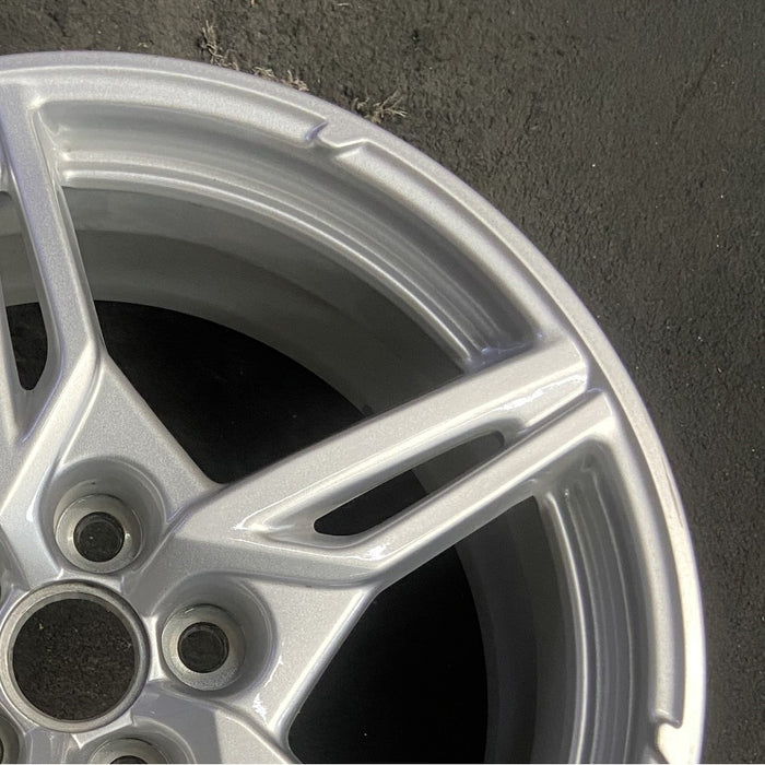 19" CORVETTE 20-22 front, , 5 spoke, gloss silver Original OEM Wheel Rim - Close-Up Detail