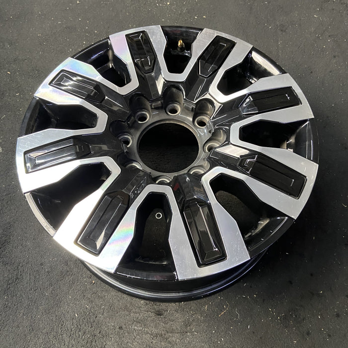 20" SIERRA 2500 PICKUP 24 20x8.5, 8 spoke, raised spoke , black inserts - View 8