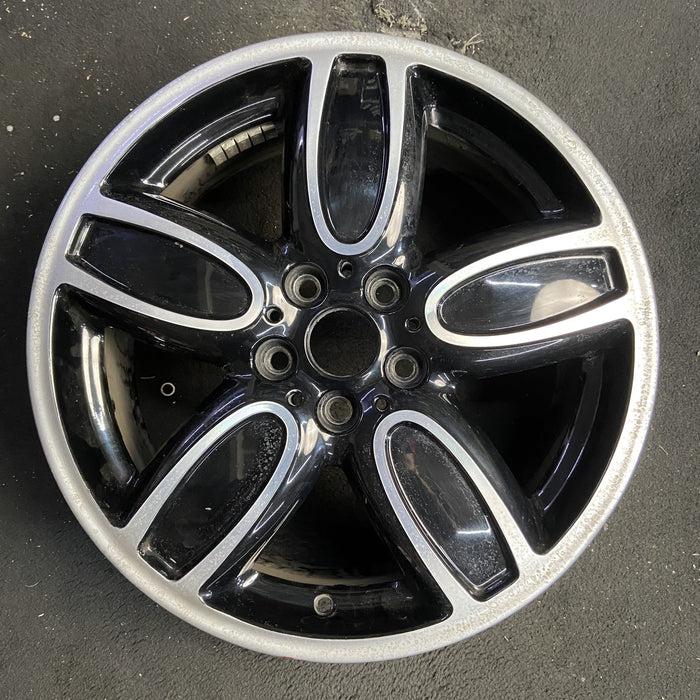 18" MINI COOPER 16-19 18x7, U spoke, solid spoke Original OEM Wheel Rim - Additional View