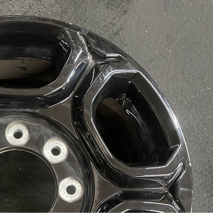 18" FORD F250SD PICKUP 23-25 18x8, aluminum, 6 spoke, black Original OEM Wheel - Close-Up Detail
