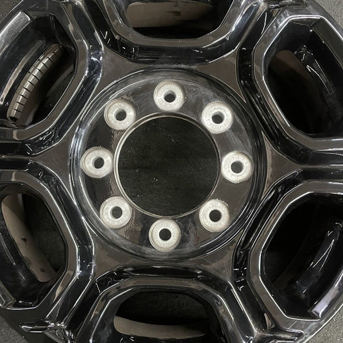 18" FORD F250SD PICKUP 23-25 18x8, aluminum, 6 spoke, black Original OEM Wheel - Angle View