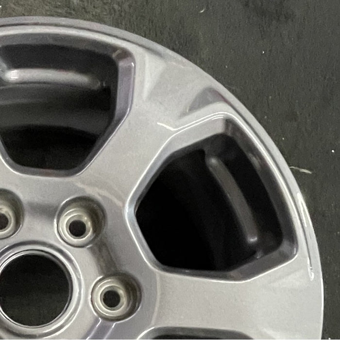 17" BRONCO 21-25 17x7.5, aluminum , gray Original OEM Wheel Rim - Close-Up Detail