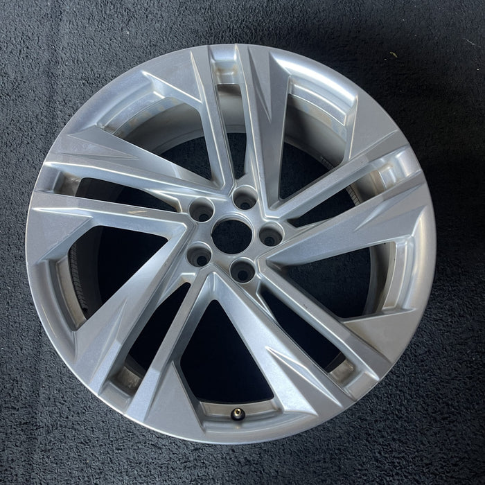 20" AUDI Q7 20-22 20x9 , Original OEM Wheel Rim - Additional View