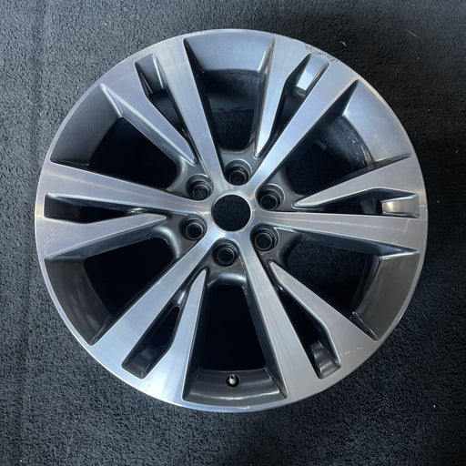 22" EXPEDITION 20-21 22x9.5 , 12 spoke Original OEM Wheel Rim - Additional View