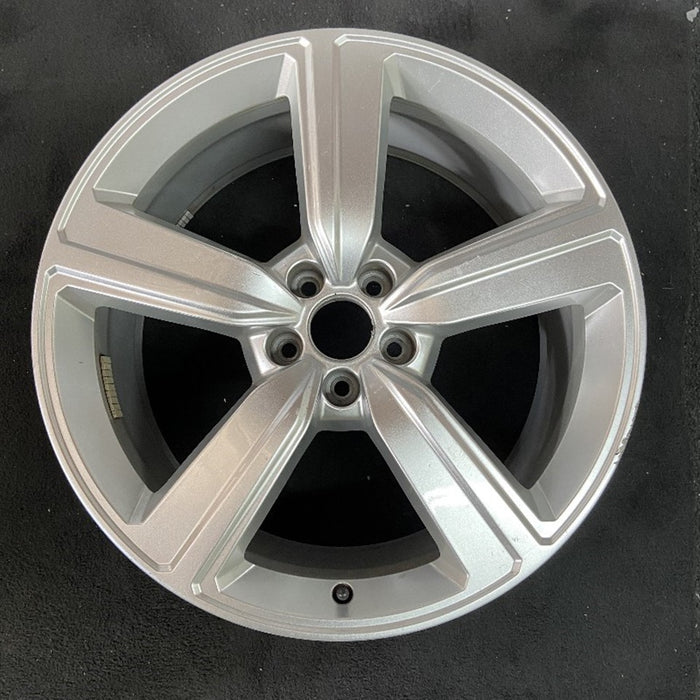 20" E-TRON 19 20x9 Original OEM Wheel Rim - Front View
