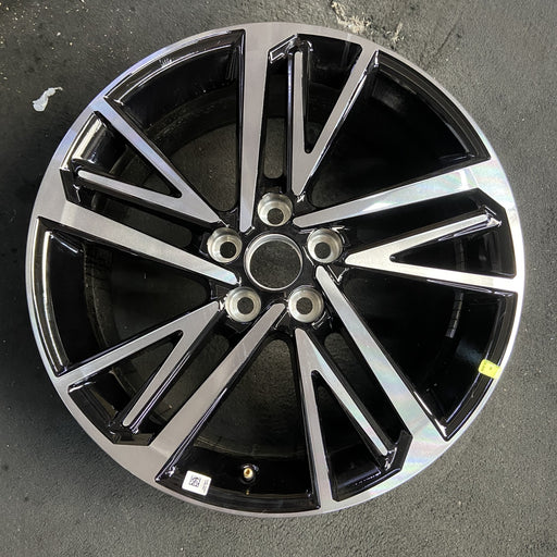 19" CAMRY 25 19x9 Original OEM Wheel Rim - Additional View