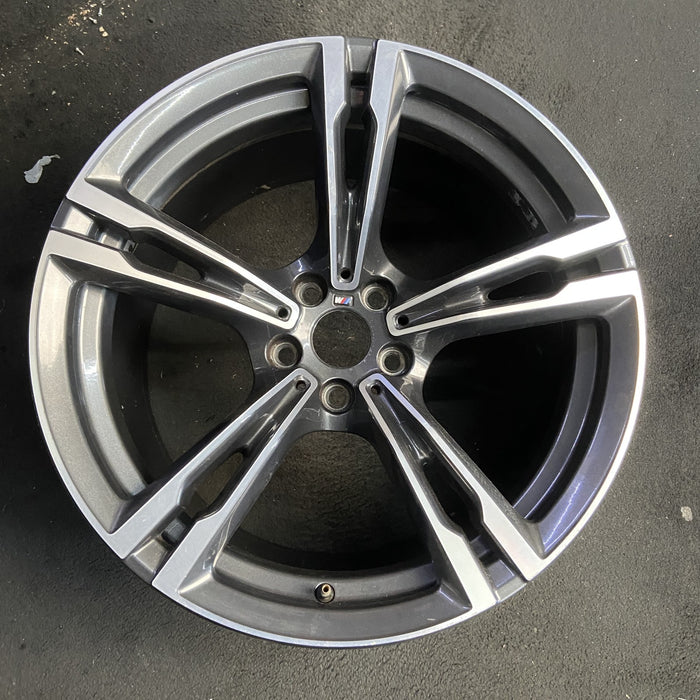 19" BMW M5 18-23 19x10.5, Original OEM Wheel Rim - Additional View