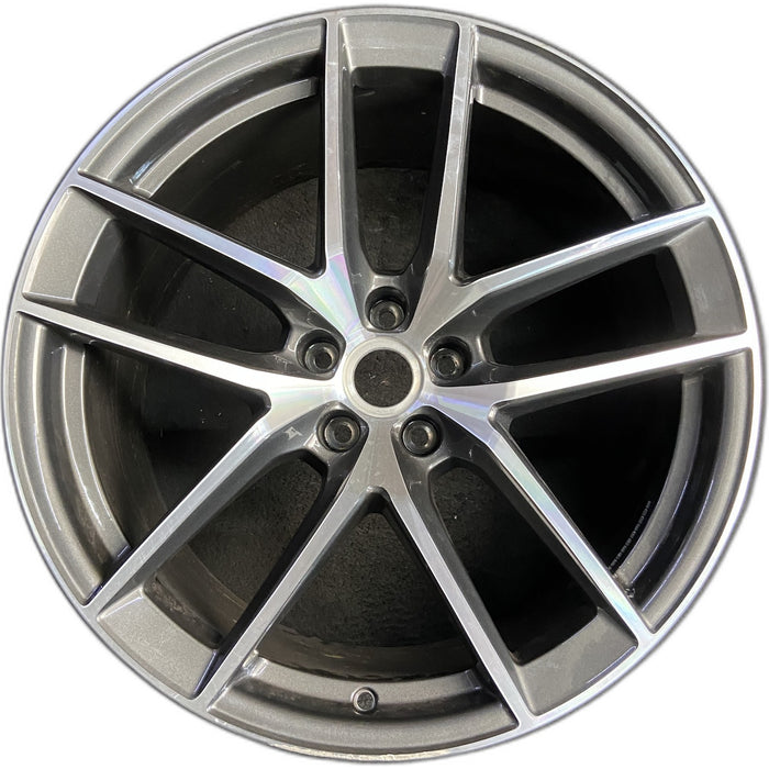 20" PORSCHE MACAN 22-26 20x10, , V spoke, silver dark gray pockets Original OEM - Front View