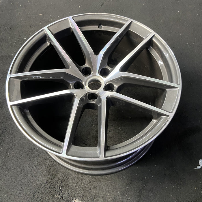 20" PORSCHE MACAN 22-26 20x10, , V spoke, silver dark gray pockets Original OEM - View 8