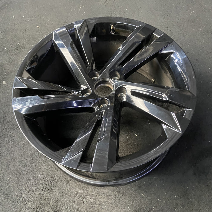 19" TIGUAN 23-24 19x8.5 Original OEM Wheel Rim - View 8