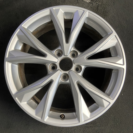 18" AUDI Q3 21-25 18x7 , , V spoke Original OEM Wheel Rim - Additional View