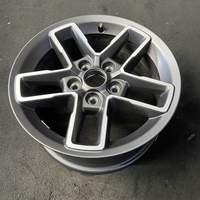 17" GLADIATOR 24 , aluminum, open spoke, machined face with gray pockets - View 8