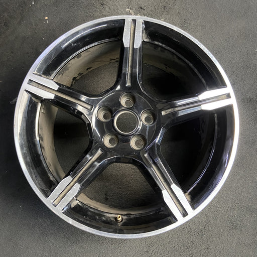 19" MUSTANG 19-20 19x8.5 , 5 spoke, machined face with pockets Original OEM - Additional View