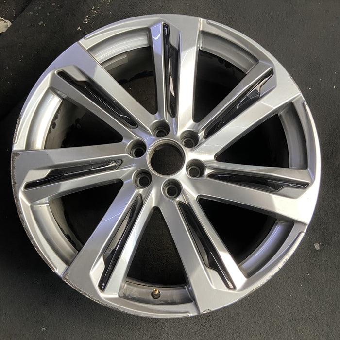 24" ESCALADE 25-26 24x9.5, 7 spoke Original OEM Wheel Rim - Additional View