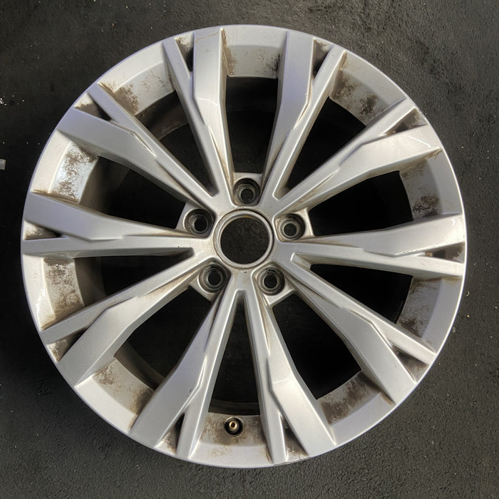 17" TIGUAN 18 17x7 , , split spoke Original OEM Wheel Rim - Additional View