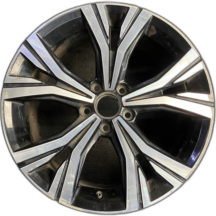 18" PASSAT 20-21 18x8 Original OEM Wheel Rim - Front View