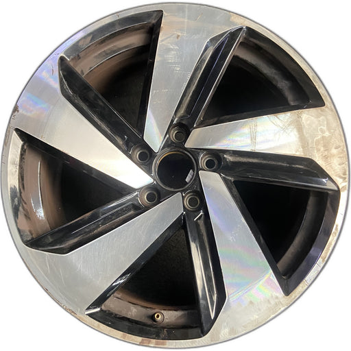 18" GOLF GTI 19-20 18x7.5 , , silver black, lug surround Original OEM Wheel Rim - Front View