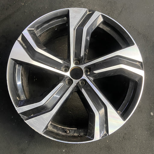 22" VOLVO XC90 20-25 22x9 , 5 grooved spoke Original OEM Wheel Rim - Additional View