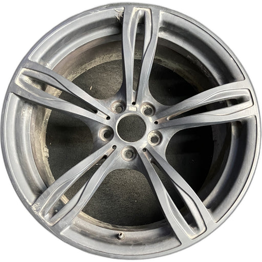 20" BMW M5 12-16 20x9 , 5 double spoke, front, narrow opening in spoke, silver - Front View