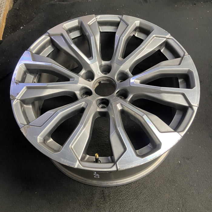 22" YUKON 21-24 22x9, 12 spoke, machined face with gray pockets Original OEM - View 7