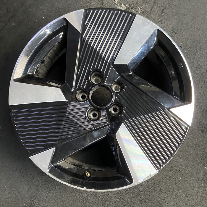 19" KICKS 25 , 19x7.5 , triple spoke Original OEM Wheel Rim - Additional View