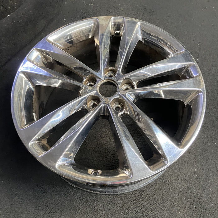 19" SORENTO 14-15 19x7.5 , chrome finish, V shape large opening, w/o Original - View 7