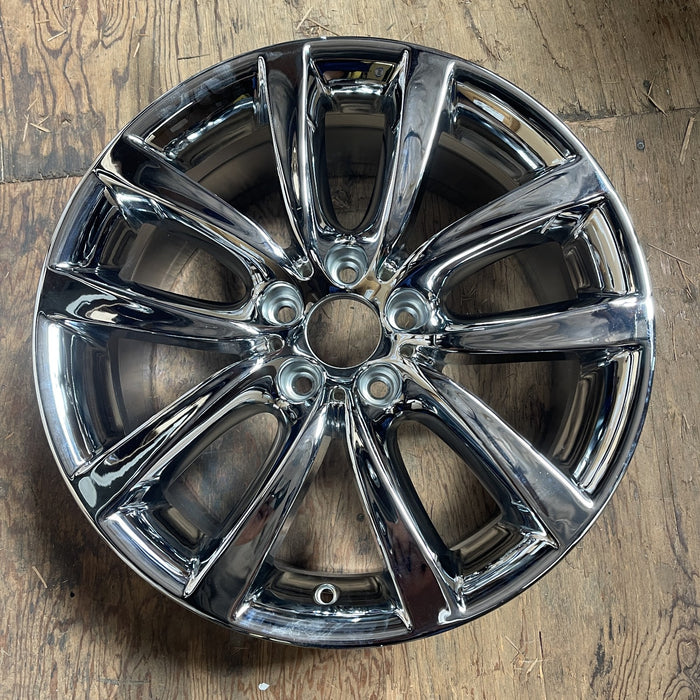 19" BMW 528i 11-13 19x9 , 10 V spoke design, wide spoke edge Original OEM Wheel - Additional View