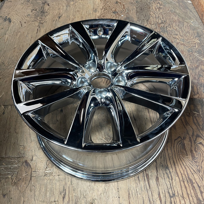 19" BMW 528i 11-13 19x9 , 10 V spoke design, wide spoke edge Original OEM Wheel - View 8